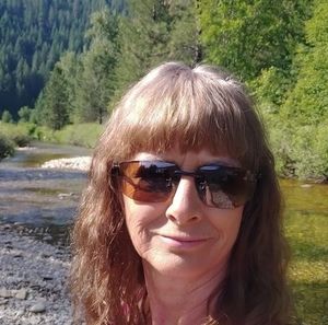 Meet your Posher, Linda